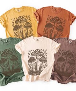 Cottagecore Mushroom Woodcut T-shirt, Shirt, Vint Linocut Look Mushroom Tee, Nature Lover Gift, Fall Boho Trendy Retro Chic T