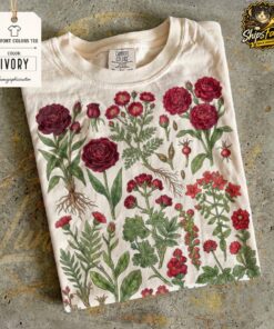 Vintage Rose Wildflower Botanical Graphic Tee, Retro Cottagecore T-Shirt, Garden Flower Shirt, Floral Gift, Boho Nature Top